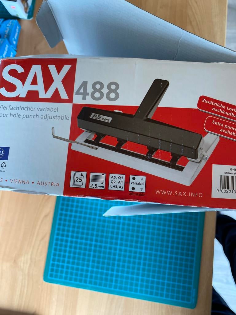 Sax perforator 4-gaats, Ophalen, Nieuw