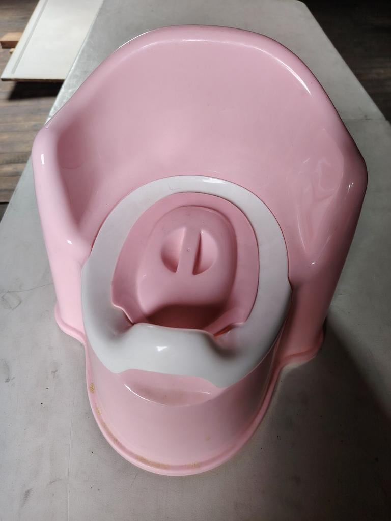 Wc potje en verhoger., Enlèvement