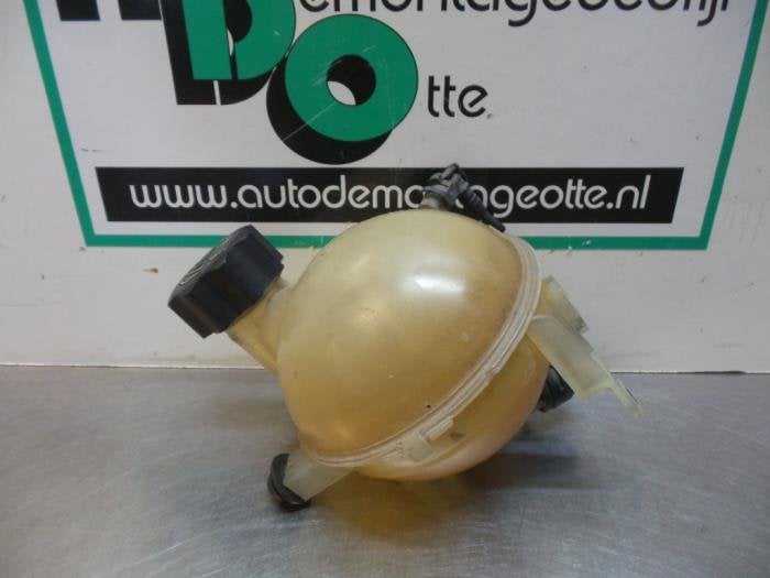 Expansievat van een Citroen C4 (C4 04-), Gebruikt, -, Ophalen of Verzenden, -