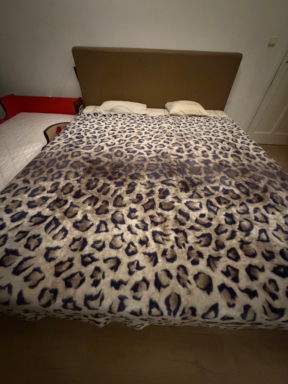 Lit double de luxe (200x200 cm) style hôtel avec matelas, Autres dimensions, King Size 200*200  (hotelstijl), Brun, Enlèvement