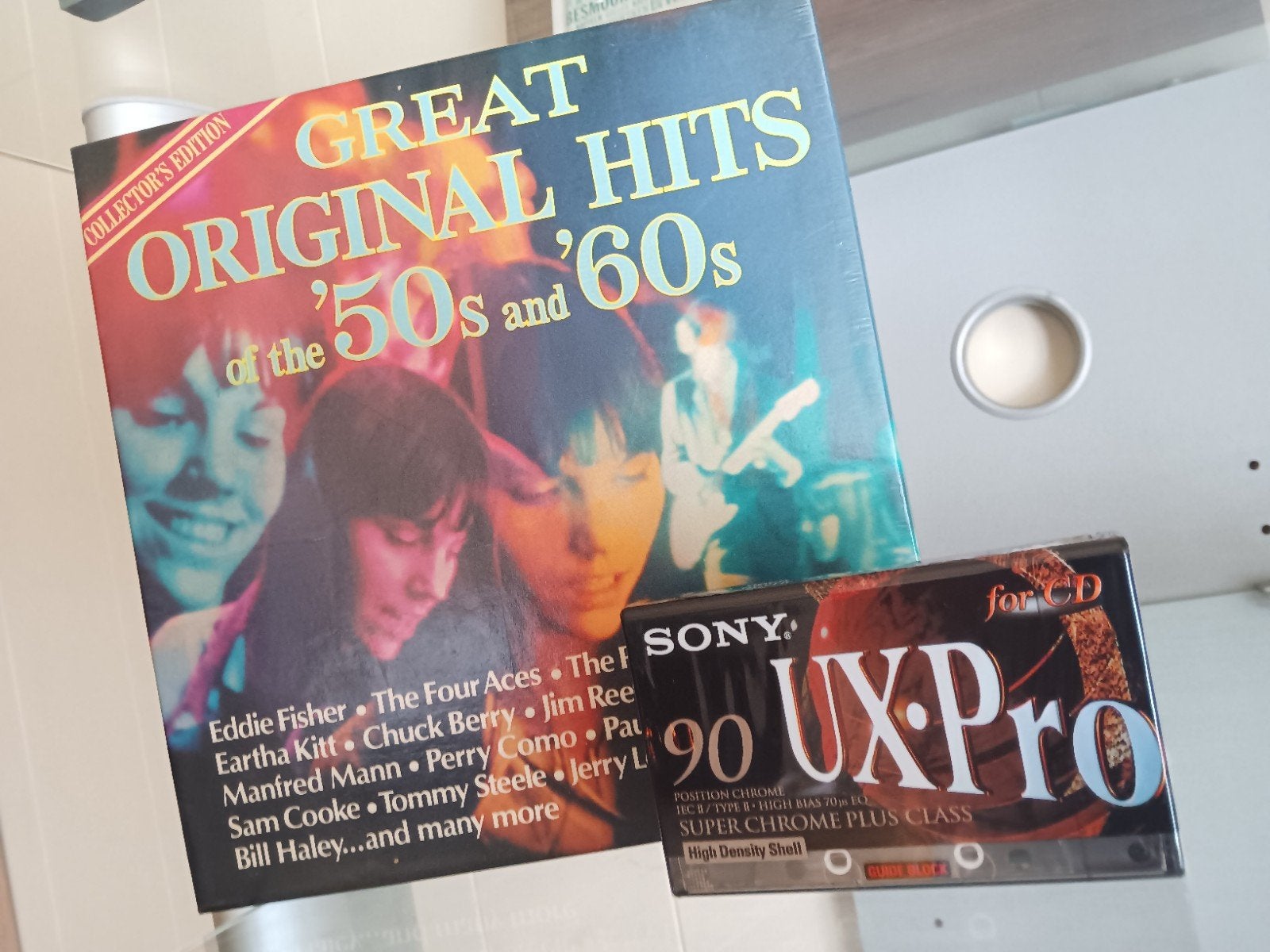 SONY UX-PRO 90 GESEALD +  collection, Cd's en Dvd's, Ophalen of Verzenden