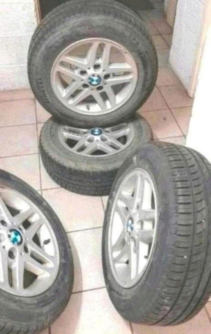 ORIGINELE BMW E36 ALUMINIUM VELGEN, Ophalen, Gebruikt, 15 inch, Banden en Velgen