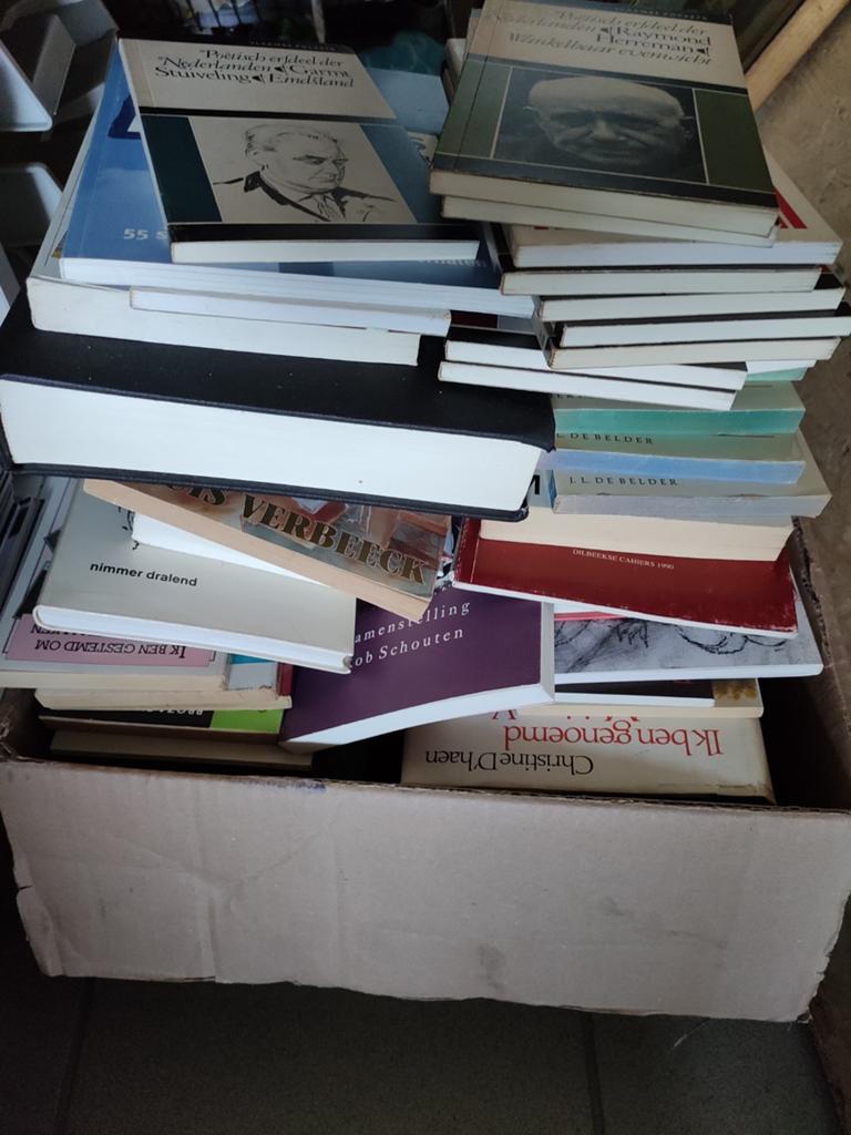 Boîte pleine de poésie/poèmes/prose, Livres, Enlèvement