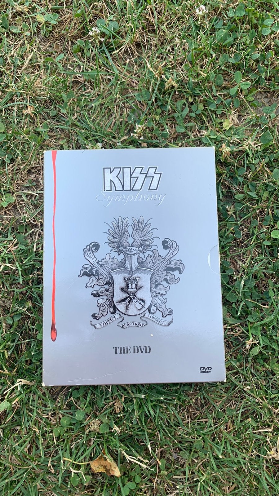 Kiss symphony the dvd, Ophalen, Zo goed als nieuw