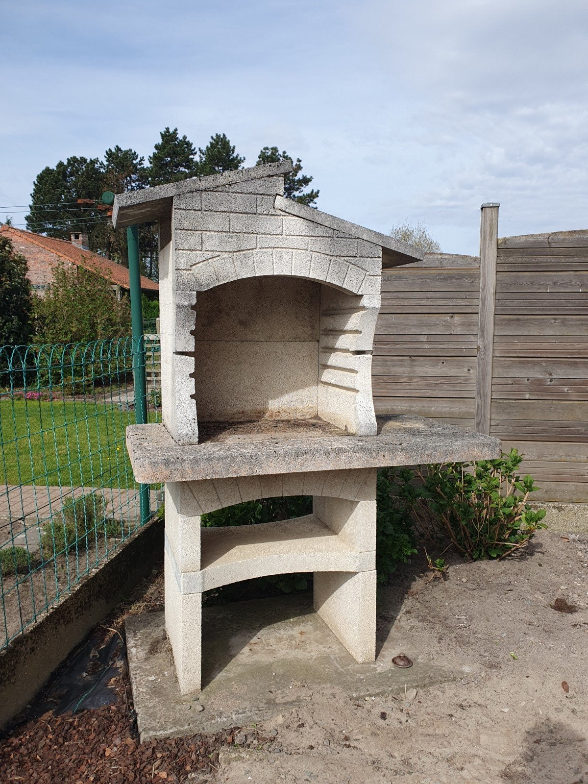 Stenen BBQ, Ophalen