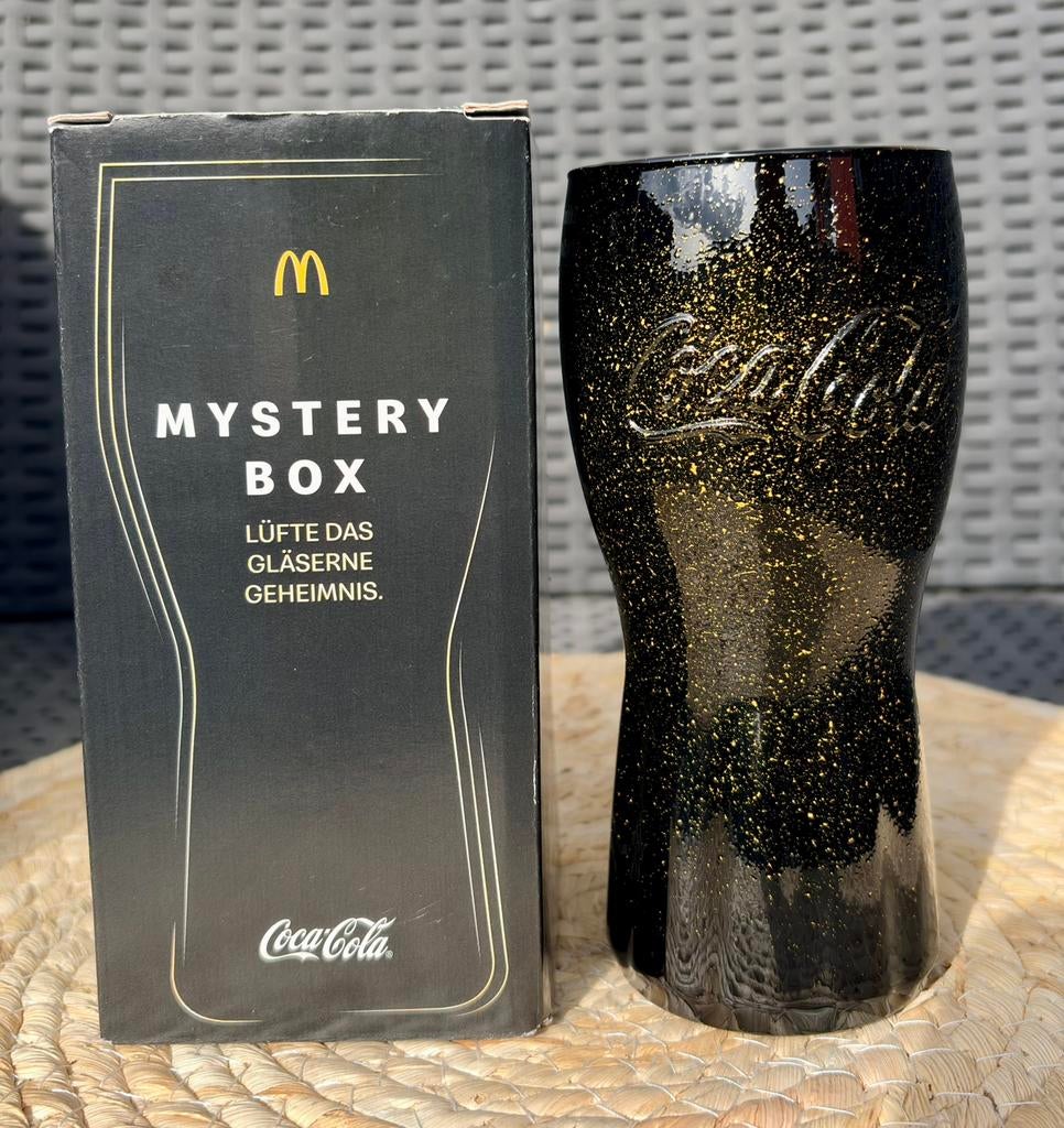 Coca-Cola McDonald's 2020 - Mystery Box (Black & Gold), Enlèvement, Neuf, Verre à soda