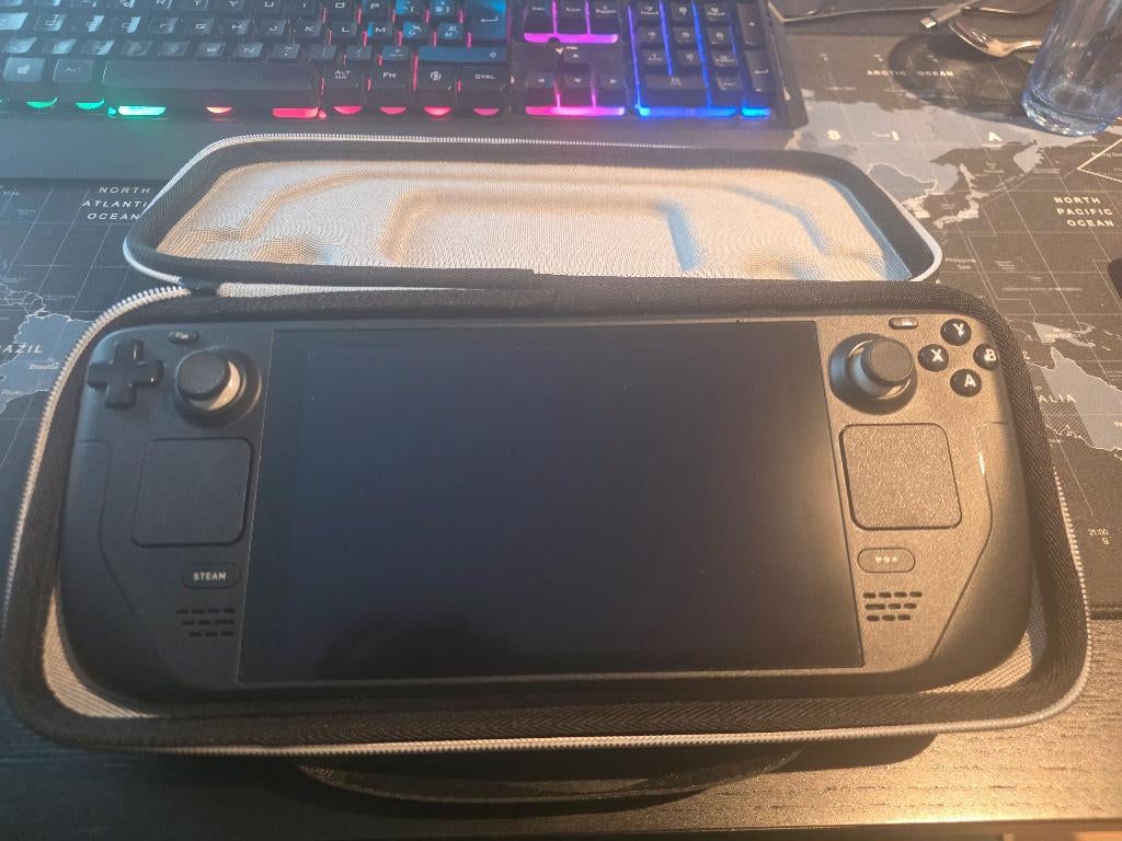 Steam deck 1/2 TB LCD + ontspiegeling, Consoles de jeu & Jeux vidéo, Consoles de jeu | Autre, Enlèvement, Comme neuf