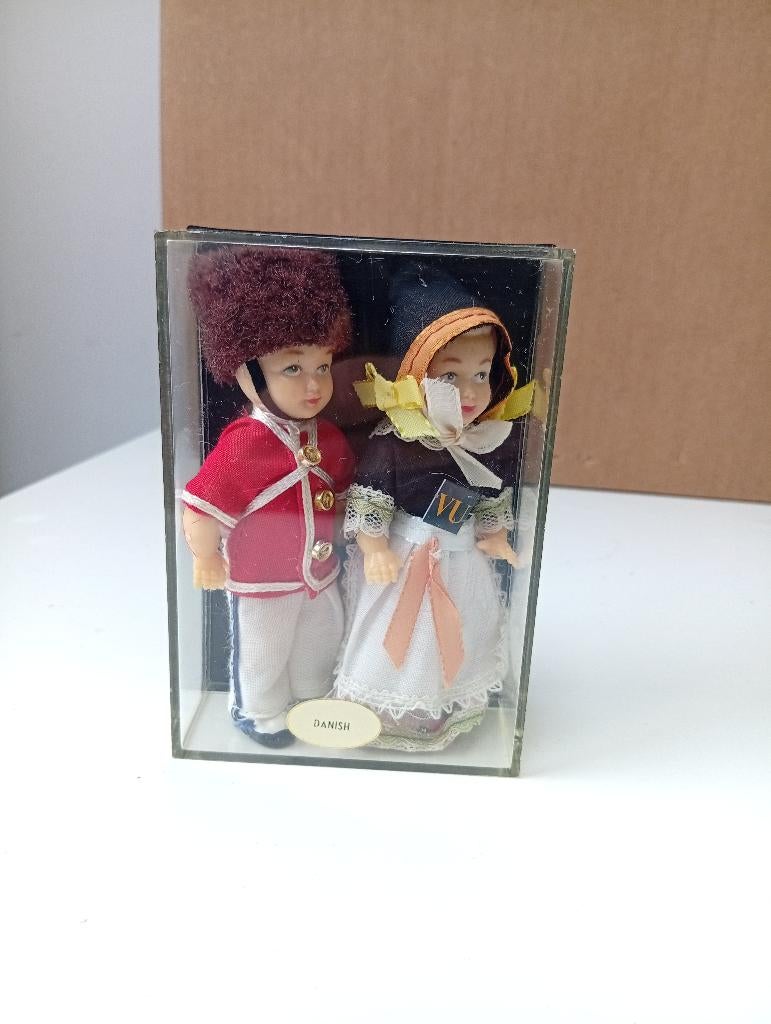 Vintage Deense klederdracht popjes in originele doos, Ophalen of Verzenden, Zo goed als nieuw