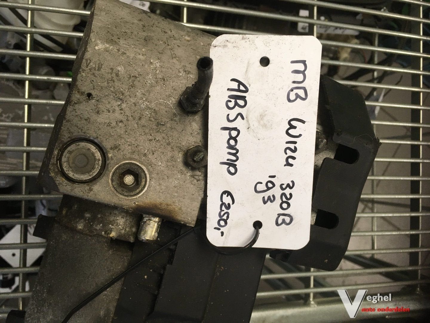 Mercedes w124 320  1993 Abs pomp, -, Utilisé, -, -