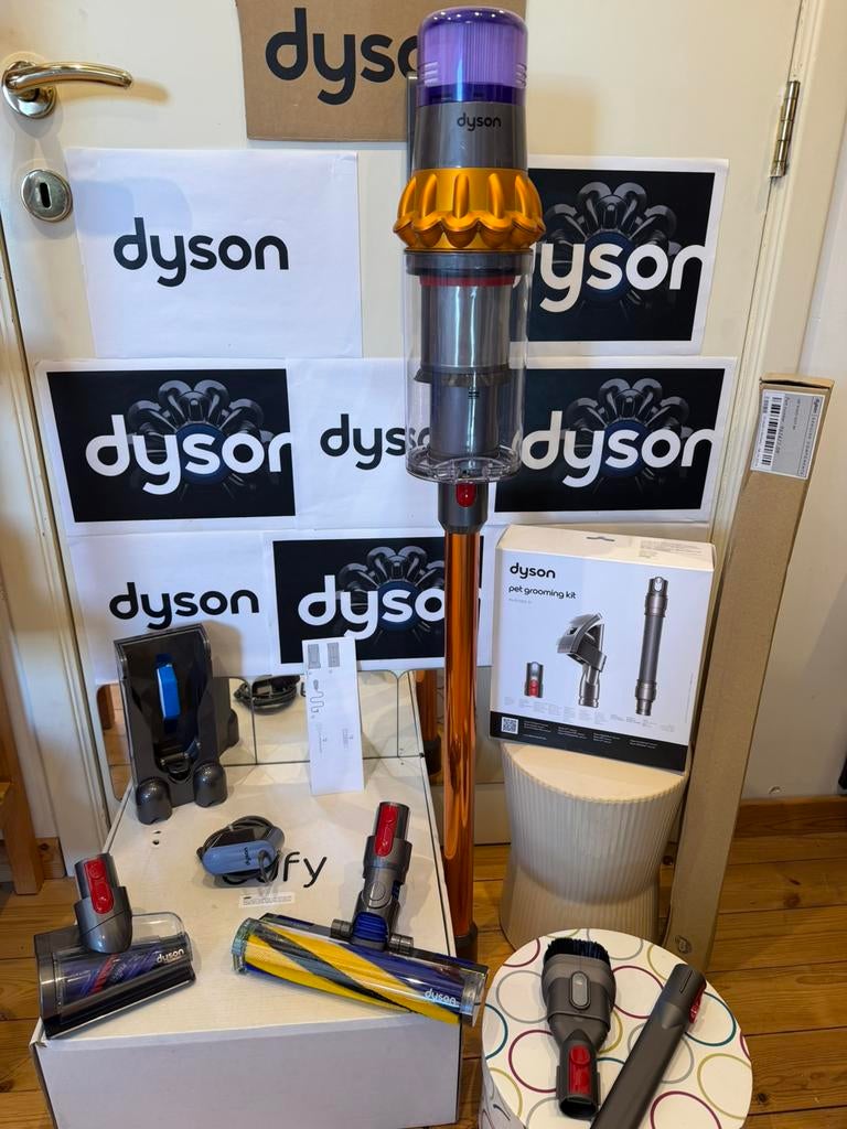 Dyson V15 Detect Absolute en parfait état comme neuf, Elektronische apparatuur, Stofzuigers, Ophalen of Verzenden, Zo goed als nieuw