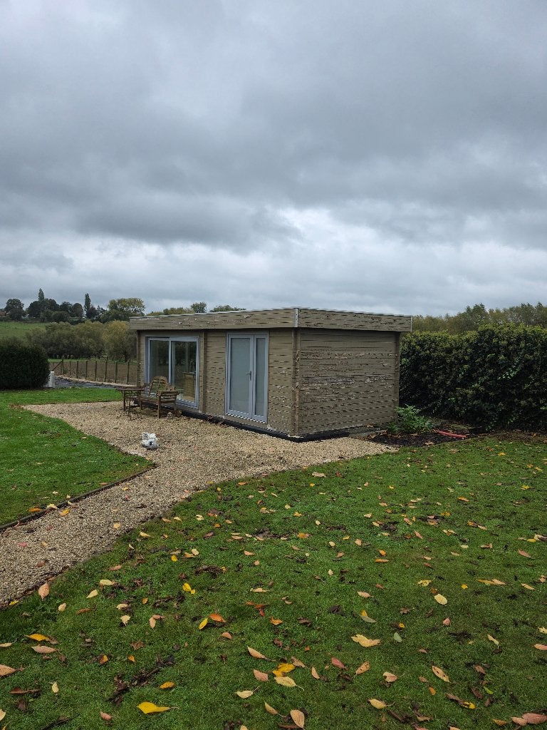 Cabane en rondins de 7,5 m x 3,35 m, Jardin & Terrasse, Comme neuf, Enlèvement, Autres types, Bois