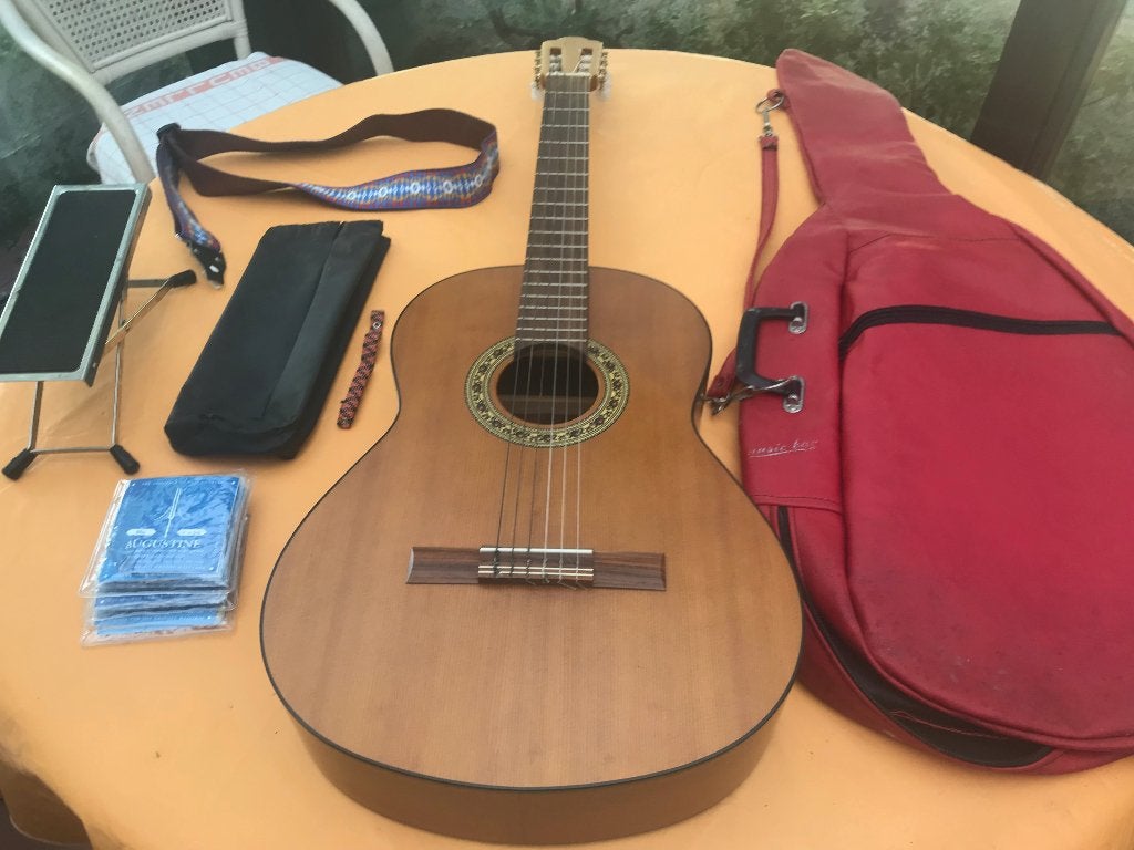 Spaanse klassieke gitaar van Calvin Crämer, model MT1, Muziek en Instrumenten, Snaarinstrumenten | Gitaren | Akoestisch, Zo goed als nieuw