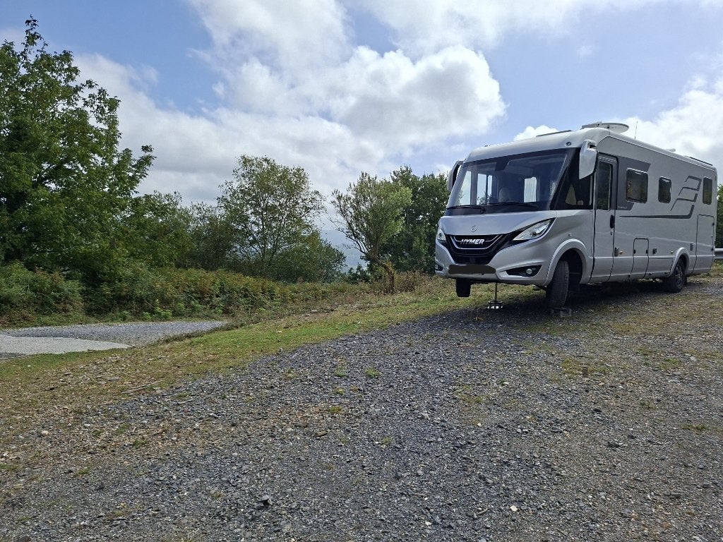 Hymer Masterliner B-ML-I 780, Koelkast, Ringverwarming, Luifel, 7 tot 8 meter