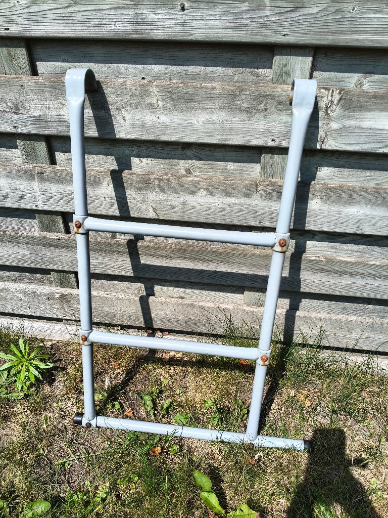 Trampolinetrap iets meer dan 80 cm hoog, Kinderen en Baby's, Speelgoed | Buiten | Trampolines, Ophalen, Gebruikt