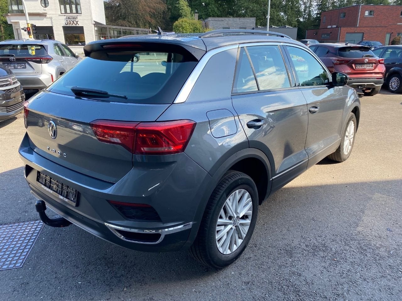 Volkswagen T-Roc Mark 1 (2017-2022) Style AUTOMAAT NAVI CRUI, Autos, Volkswagen, Argent ou Gris, Achat, Entreprise, 5 portes