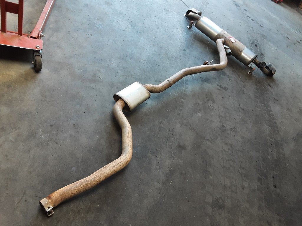 UITLAAT COMPLEET BMW X5 (F15) (01-2013/07-2018), Gebruikt, BMW, Petuelring 130
80809  München, DE, Bayerische Motoren Werke AG