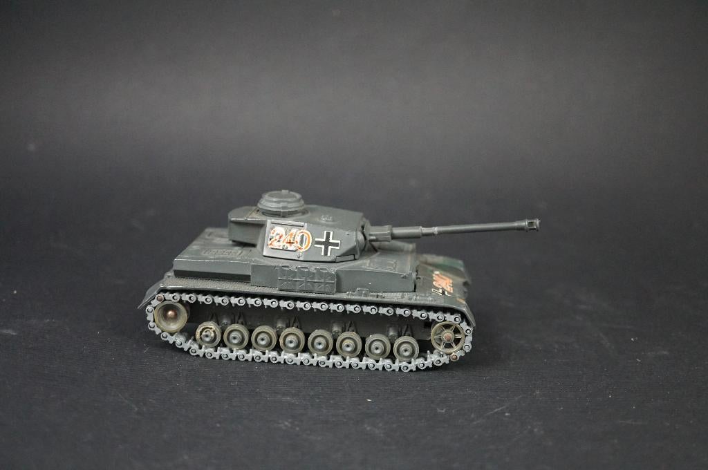 Solido Duitse Panzer IV tank - 1/50, Ophalen of Verzenden