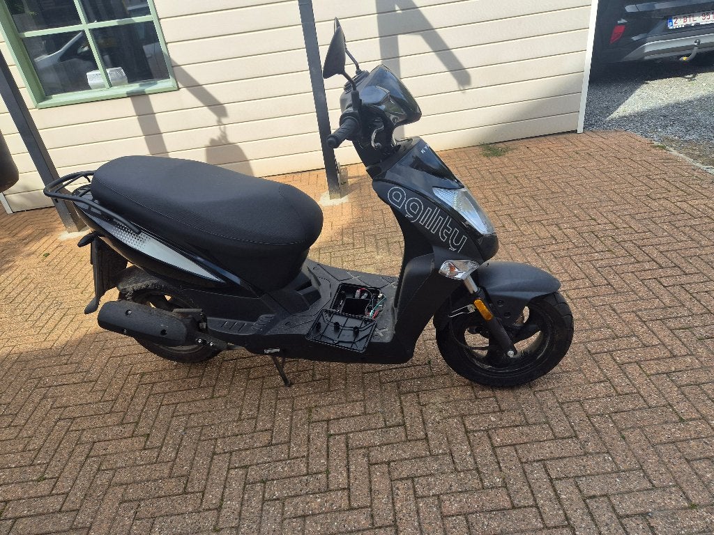 Scooter merk Kymco Agility A-klasse, zeer goede staat, Fietsen en Brommers, Ophalen, Gebruikt, Klasse A (25 km/u), 50 cc