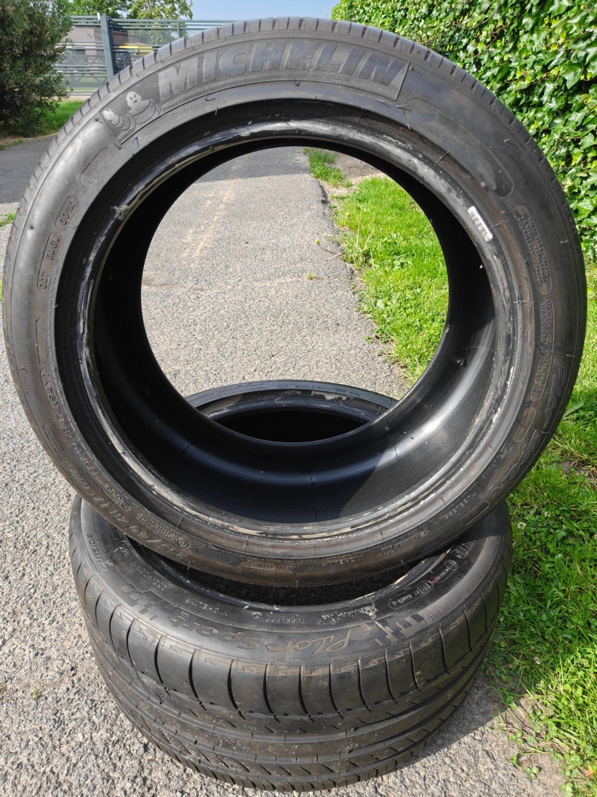 17" breedset michelin achter en continental vooraan, Auto-onderdelen, Banden en Velgen, Ophalen, Band(en)