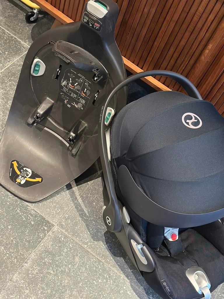 Autostoel + isofix Cybex Cloud Z i-size blauw, Kinderen en Baby's, Autostoeltjes, Gebruikt, Overige merken, 0 t/m 13 kg, Isofix