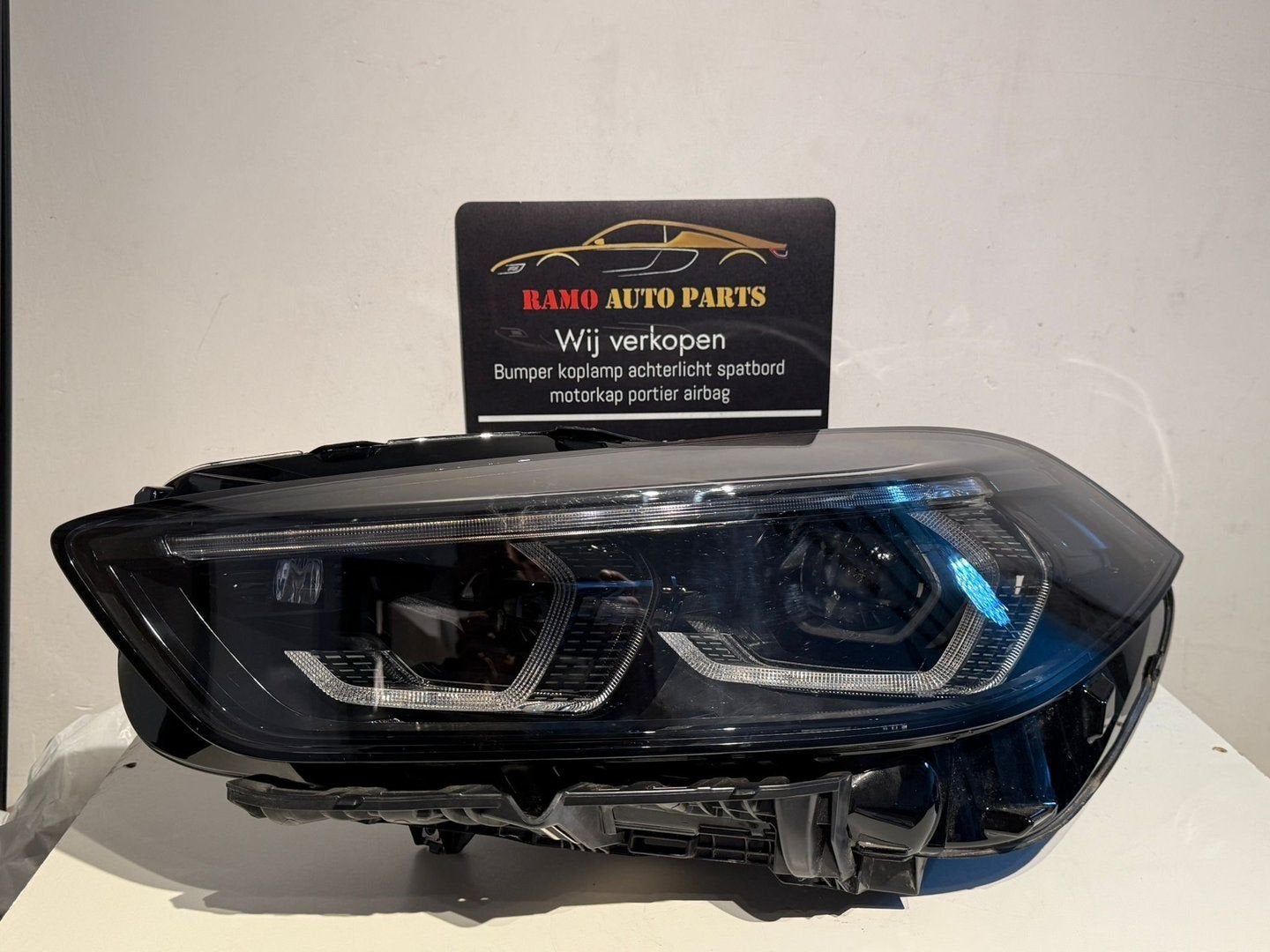 BMW 1 SERIE F40 LED KOPLAMP SHADOW BLACK LINE 8082627-03, Auto-onderdelen, Gebruikt, -, -, Ophalen of Verzenden