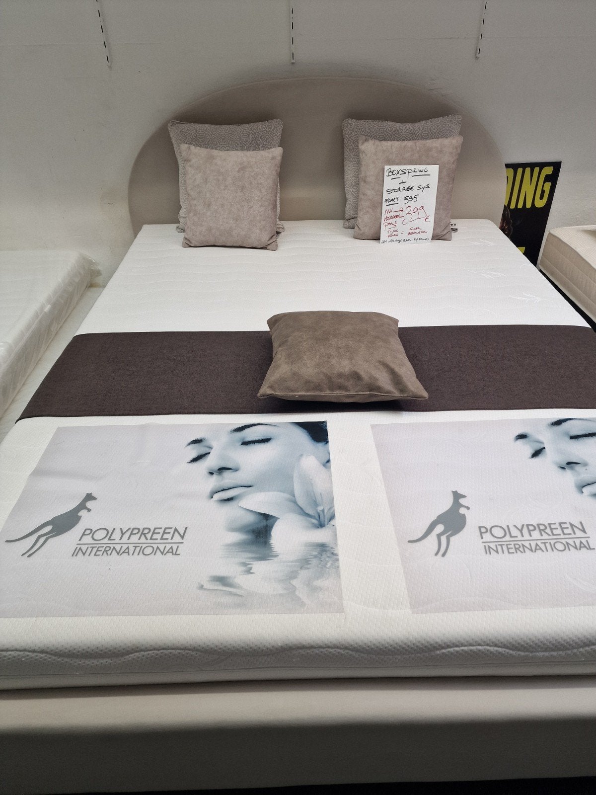 boxsleep met opbergruimte 399 €, Huis en Inrichting, Ophalen