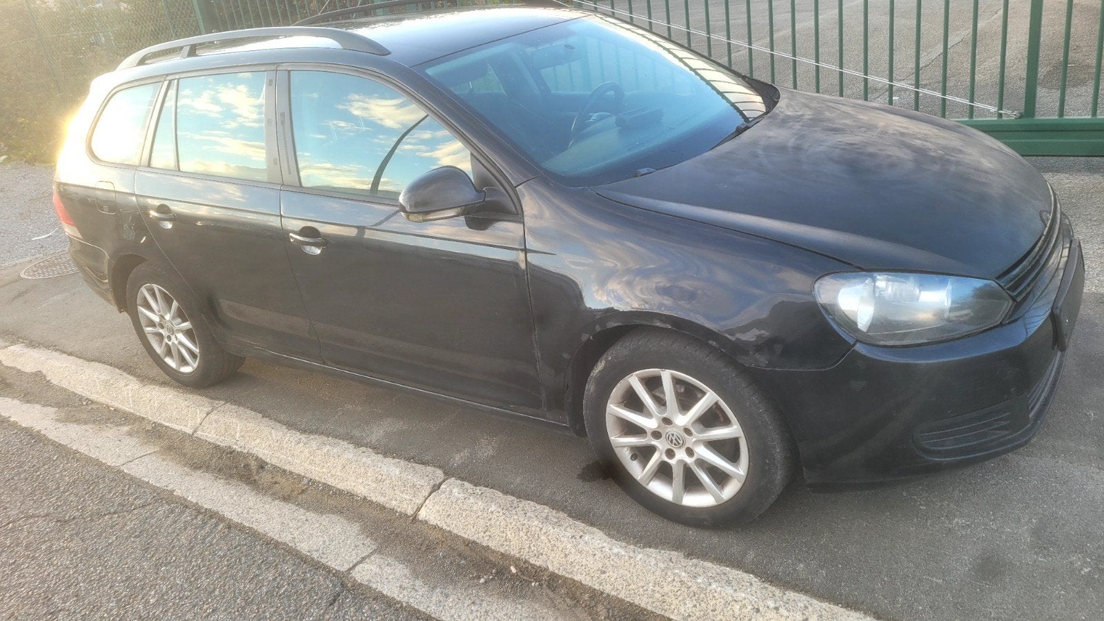 VW GOLF 6 BREAK 2010+1.6TDI+FULL+CTOK+FEUILLE ROSE 1499E, Euro 5, Boîte manuelle, 5 portes, https://public.car-pass.be/vhr/08719ed7-53a9-439b-9ef9-20c477a41988