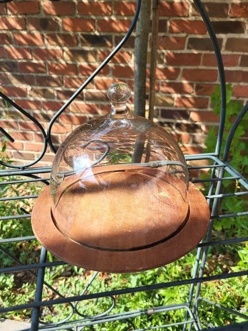 Cloche à fromage vintage en bois avec dôme en verre, Enlèvement, Ensemble