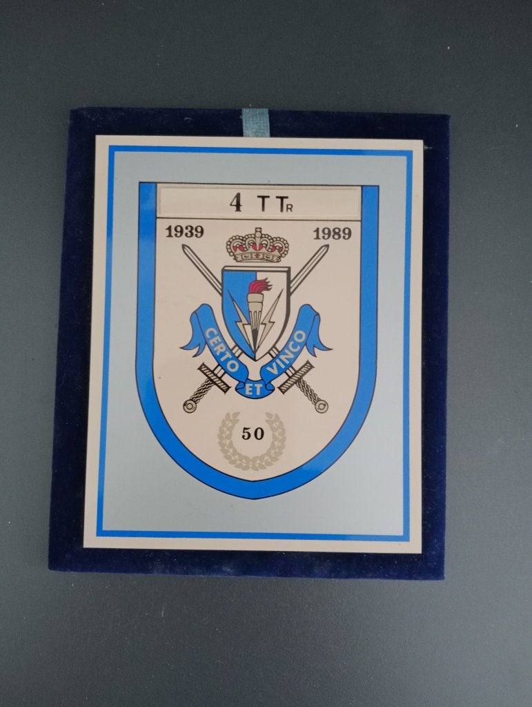 plaat „4 T.Tr., Verzamelen, Ophalen of Verzenden, Landmacht, Embleem of Badge