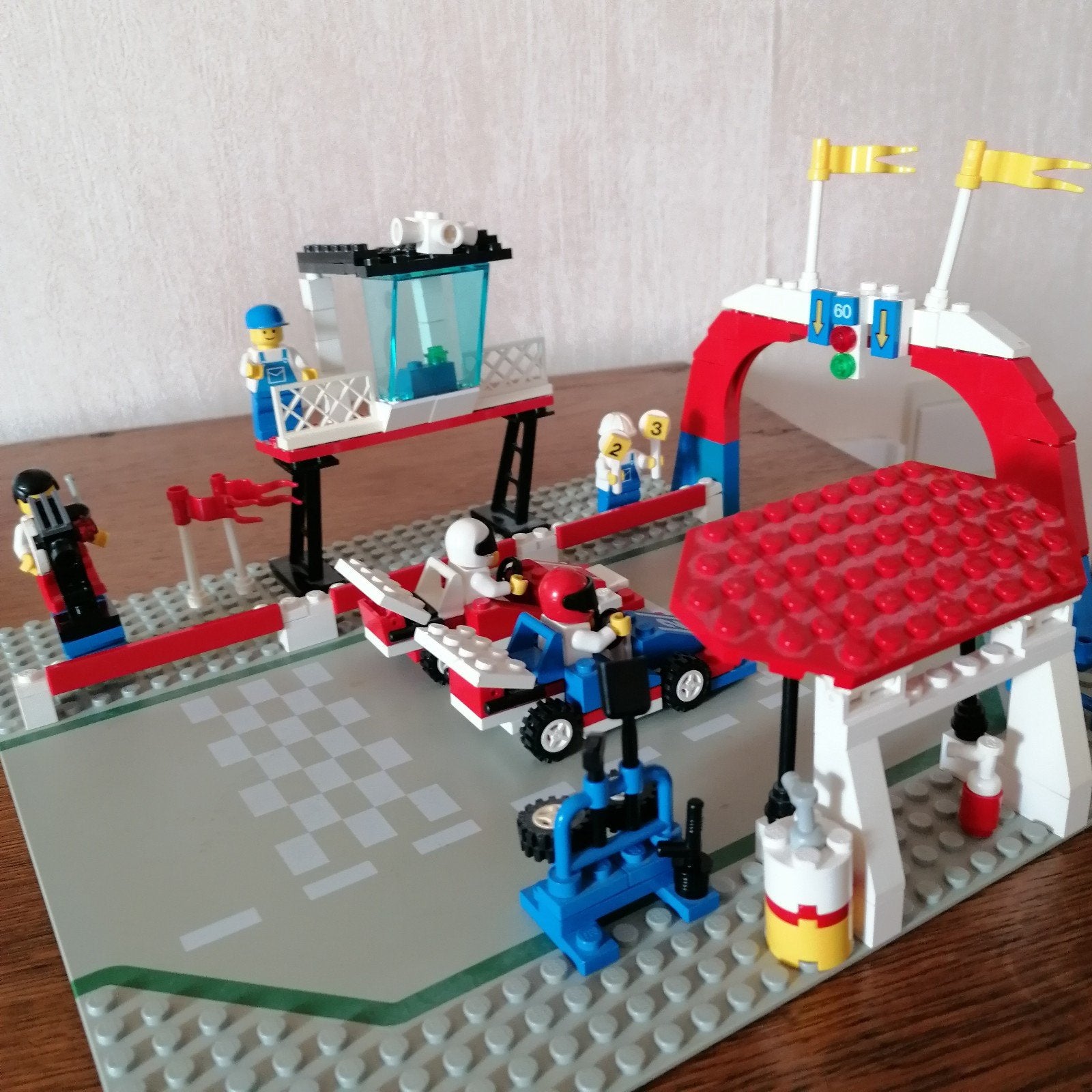 Lego 6381 le circuit formule 1, Enfants & Bébés, Jouets | Duplo & Lego, Enlèvement ou Envoi, Complet, Lego