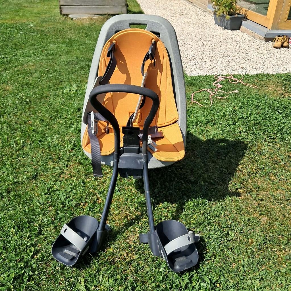Yepp fietstoeltje + windscherm + extra adapter, Fietsen en Brommers, Ophalen, Voetsteuntjes, Yepp (Thule), 0 t/m 18 kg