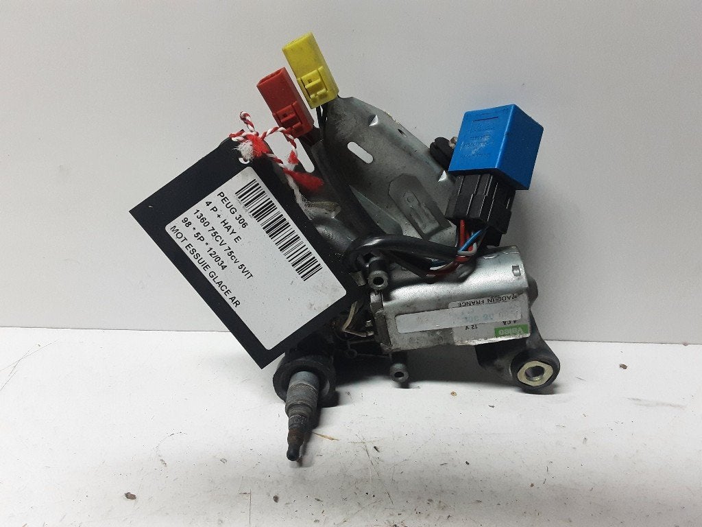 MOTEUR ESSUIE-GLACE ARRIÈRE 306 (7A / C/S) (53005302), Kontakt-peugeot@peugeot.com, Utilisé, Peugeot Deutschland GmbH, Bahnhofsplatz
65423  Rüsselsheim, DE
