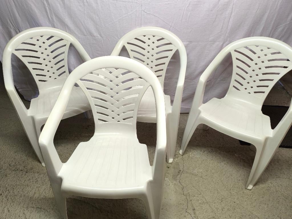 Set van 4 stapelbare tuinstoelen, Tuin en Terras, Tuinstoelen, Ophalen, Zo goed als nieuw, Kunststof, Stapelbaar