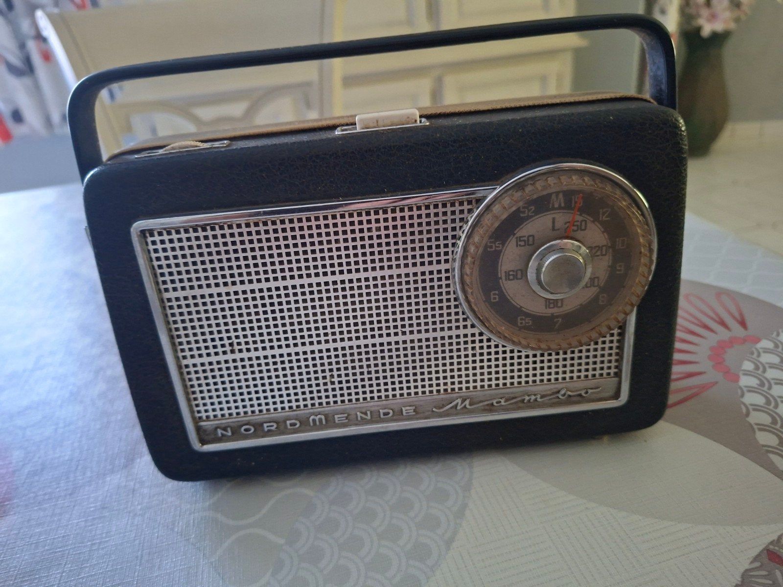 RADIO VINTAGE NORDMENDE MAMBO 1969, Enlèvement, Radio