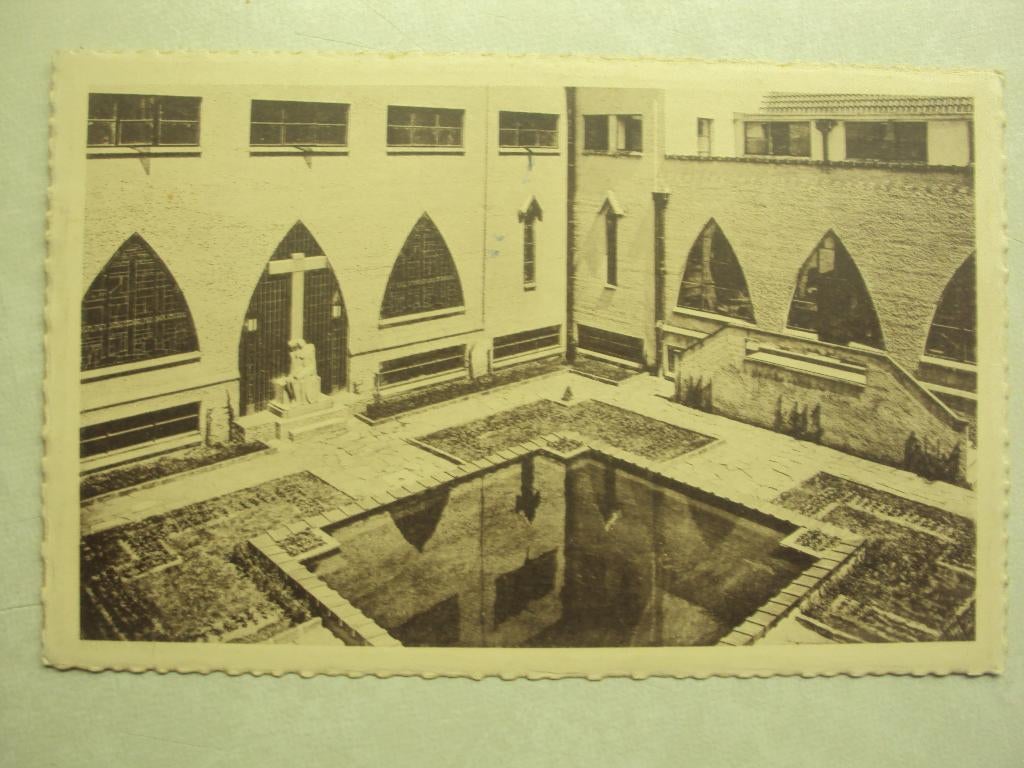 55456 - ABBAYE  N-D DE CLAIREFONTAINE - COUR DU CLOITRE, Envoi