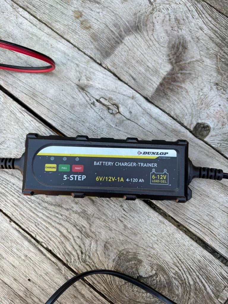 Accu lader 6/12v, Auto-onderdelen, Ophalen of Verzenden, Gebruikt