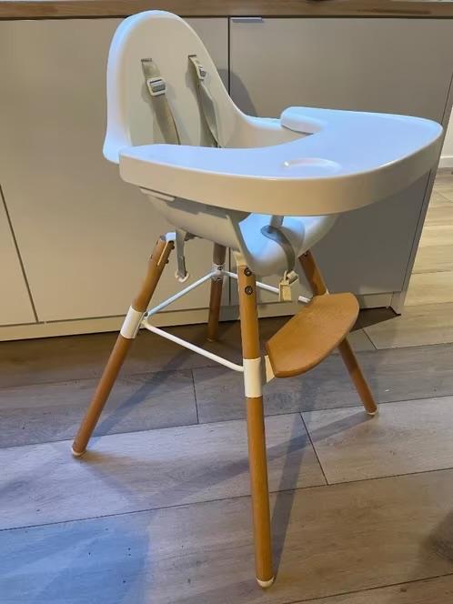 Childhome eetstoel, Kinderen en Baby's, Ophalen, Zo goed als nieuw, Gordel(s)