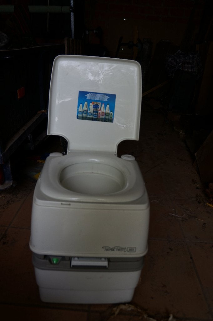CHEMISCH TOILET, Caravans en Kamperen, Kampeeraccessoires, Ophalen, Zo goed als nieuw