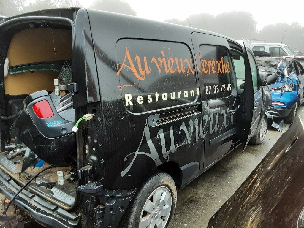 SPATBORD RECHTS ACHTER Mercedes-Benz Citan (415.6), Auto-onderdelen, Carrosserie, Spatbord, Mercedes-Benz, Achter, Rechts, Gebruikt