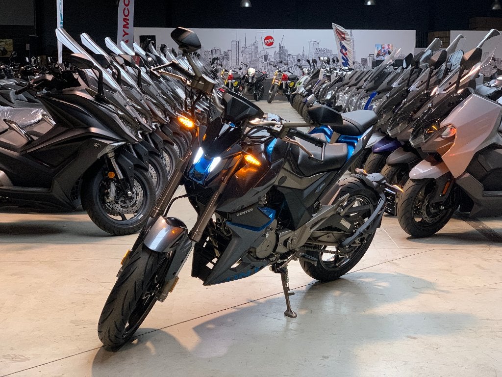 Zontes 125 [Geweldige koop] [Fijn .0%], Motoren, Motoren | Overige merken, LED Verlichting, Nieuw, Bedrijf, Zontes
