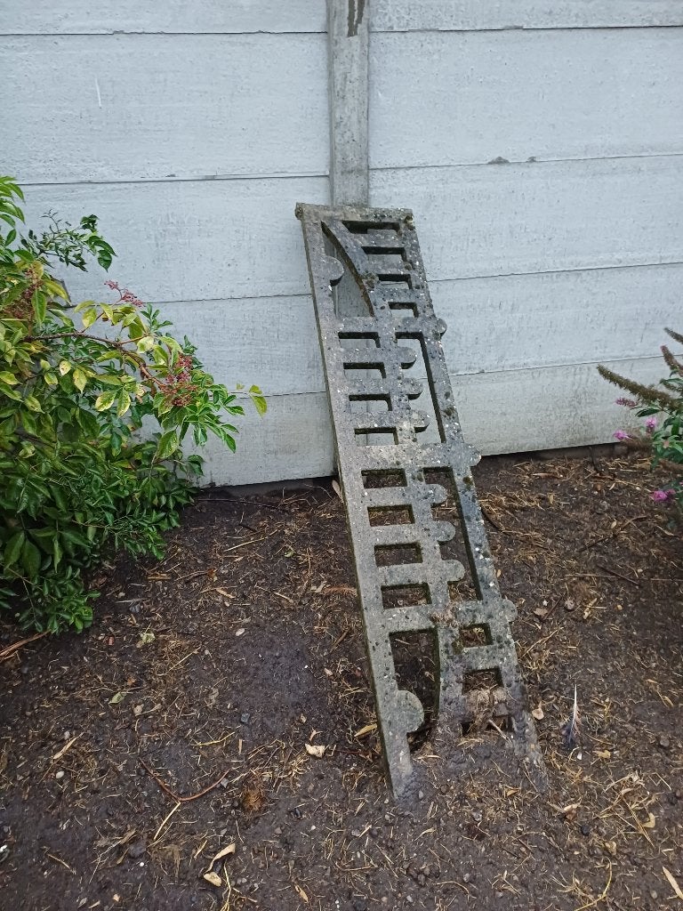 Sierplaat beton, Ophalen