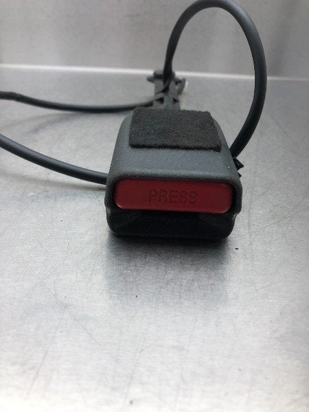 GORDELSLOT LINKS VOOR Nissan Qashqai (J11) (|20275191643|), Auto-onderdelen, Gebruikt, Nissan