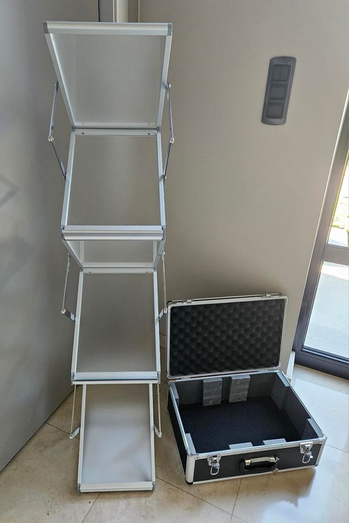Uitvouwbare FOLDERHOUDER in opbergkoffer - 2 vr 30€, Ophalen