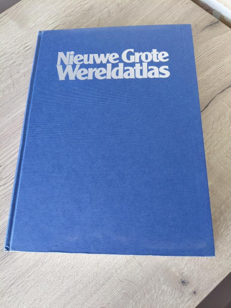 ATLAS, Boeken, Atlassen en Landkaarten, Overige atlassen, 1800 tot 2000, Wereld, Ophalen