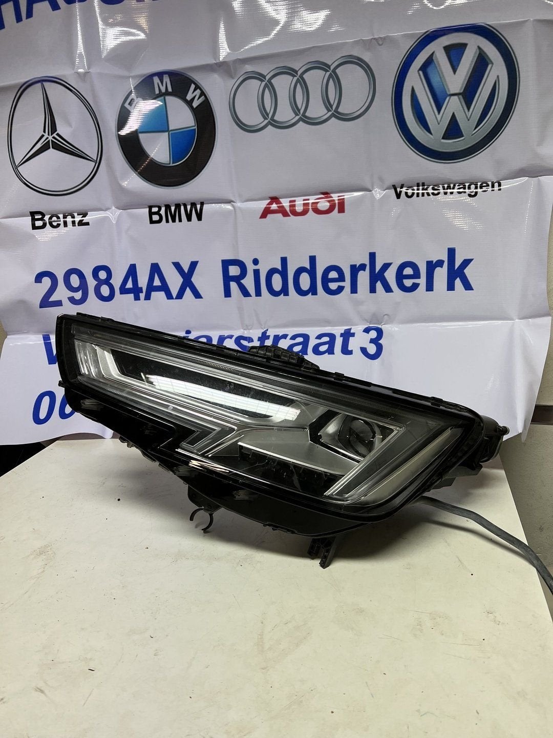 Audi A4 B9 8W Koplamp Voll LED Links 8W0941033 Origineel, Auto-onderdelen, Gebruikt, -, -, -