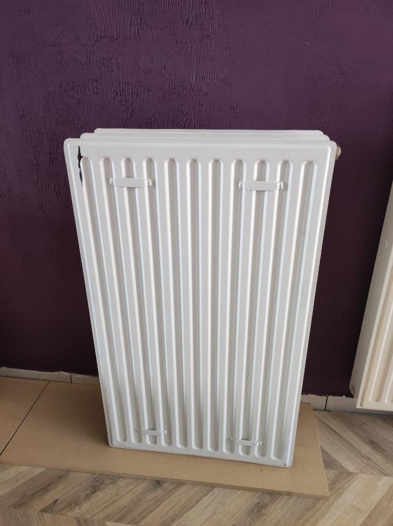 Superia radiator 100 h x 60b x 20d, Doe-het-zelf en Bouw, Verwarming en Radiatoren, Ophalen, Radiator