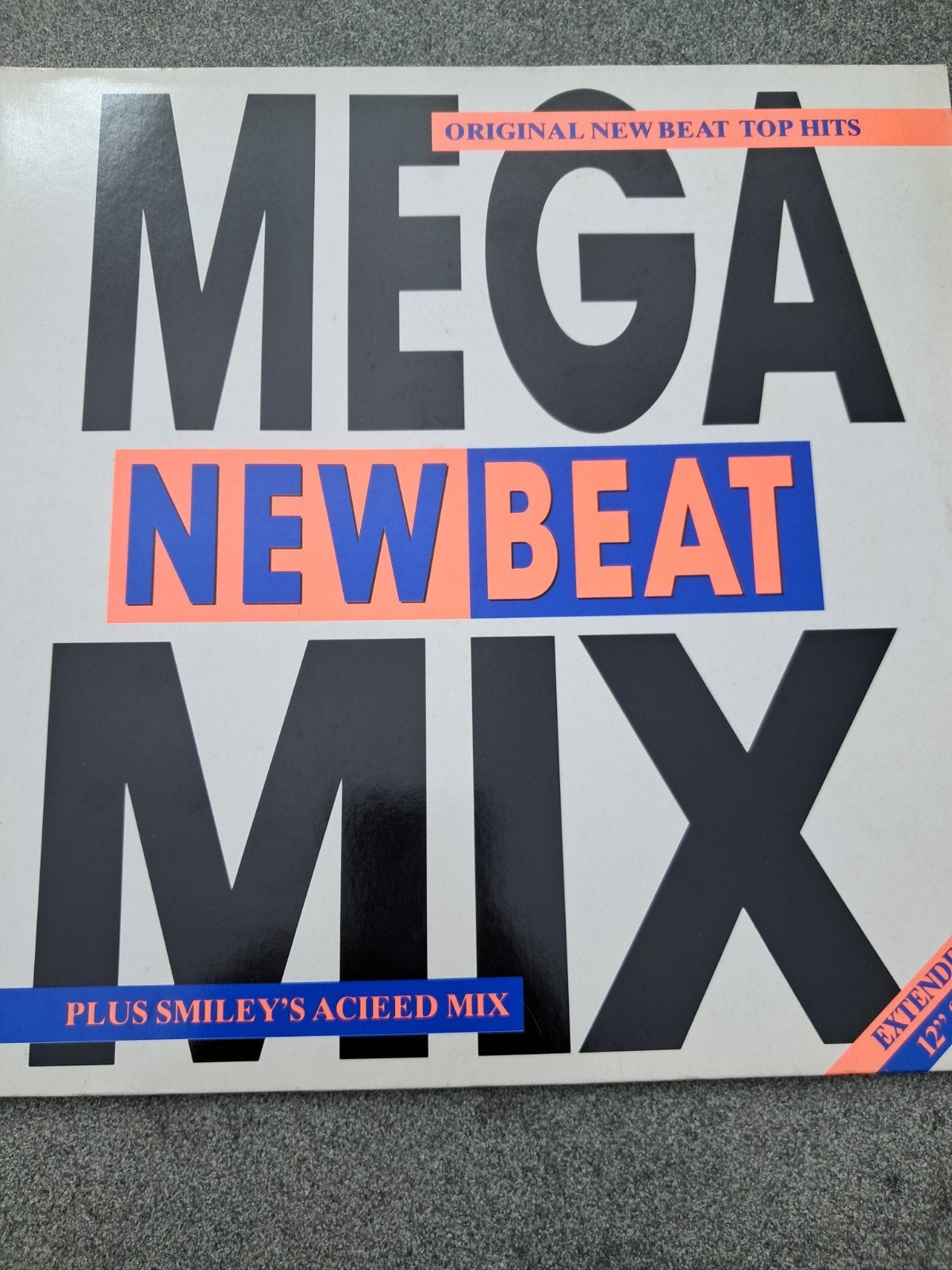 Lp New Beat megamix, Gebruikt, Ophalen of Verzenden, 12 inch, Techno of Trance