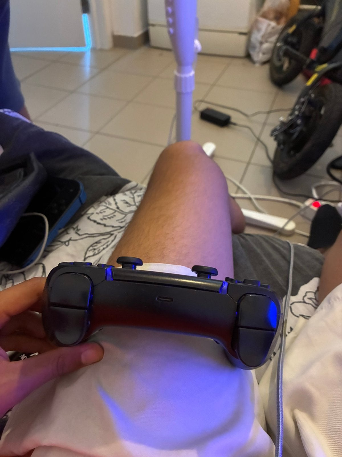 playstation controller, Muziek en Instrumenten, Ophalen, Zo goed als nieuw
