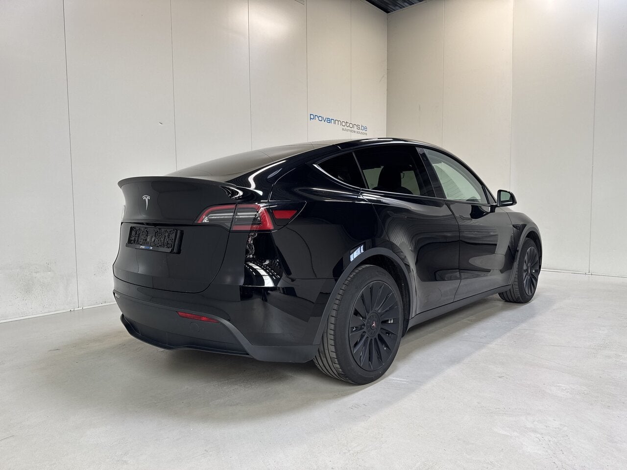 Tesla Model Y  RWD - Standard Range - FSD- 409 km - Pano  -, Auto's, Tesla, Zwart, 0 kg, Zwart, Elektrisch