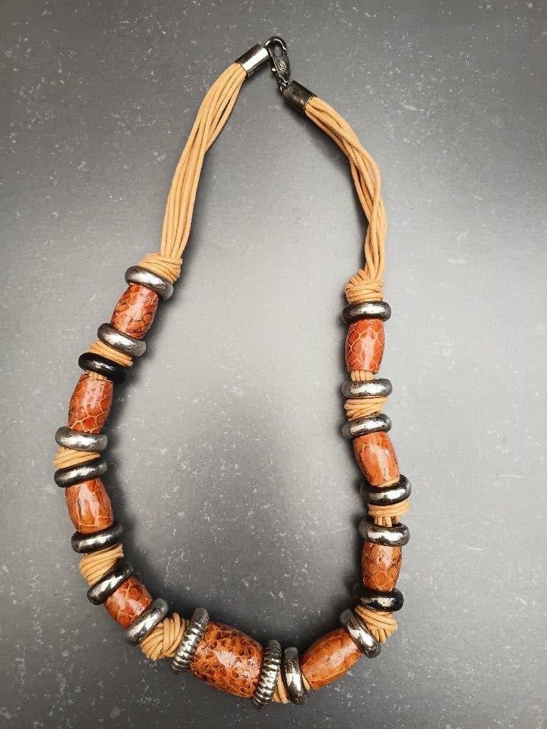 Halsketting, Handtassen en Accessoires, Kettingen, Ophalen, Zo goed als nieuw, Bruin, Overige materialen
